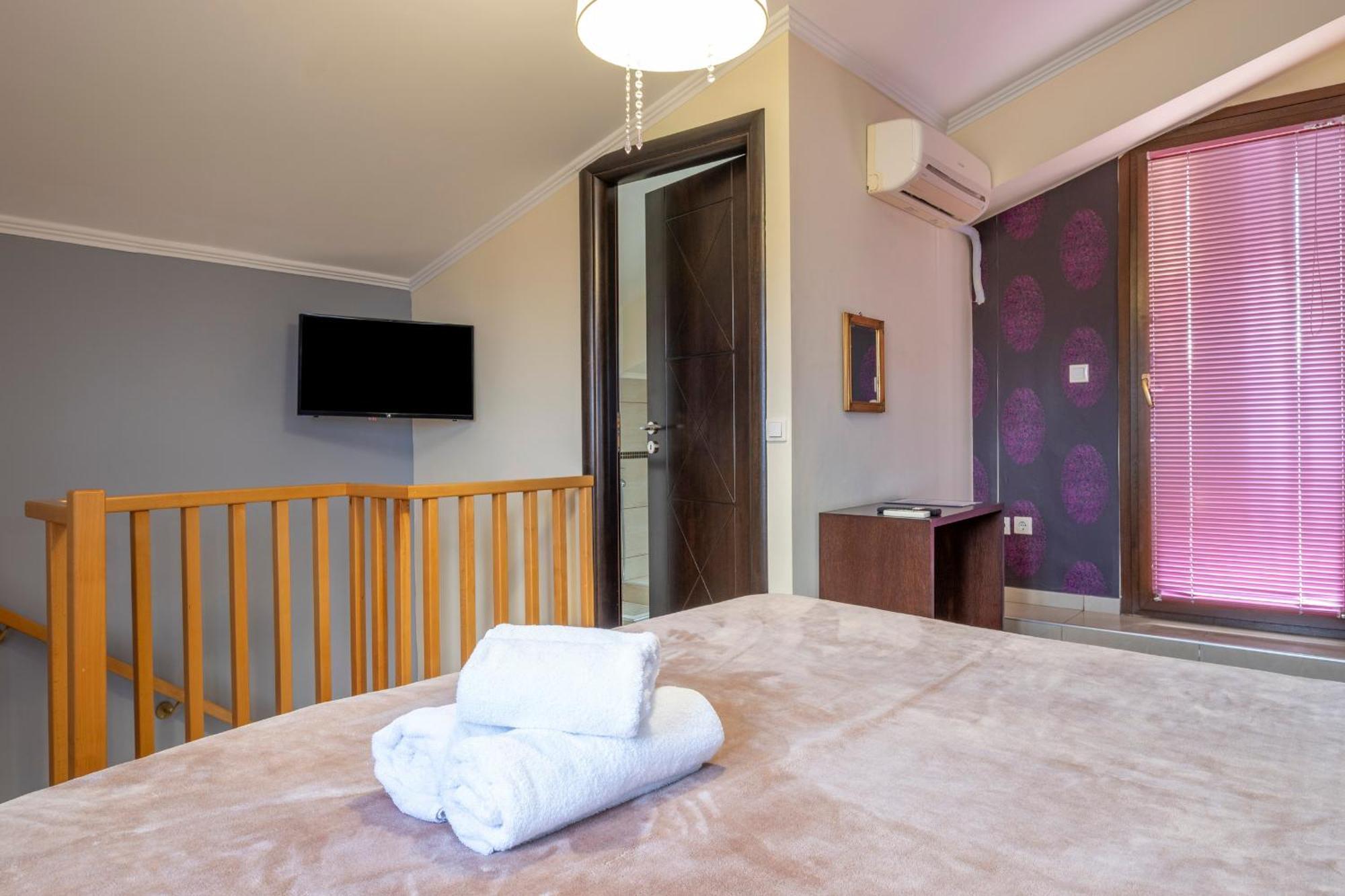 Areti Suites Kathaniá Esterno foto